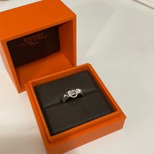 Hermes women ring